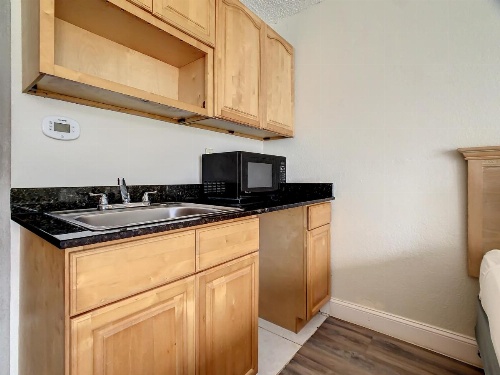 Stayable Suites Kissimmee image 25